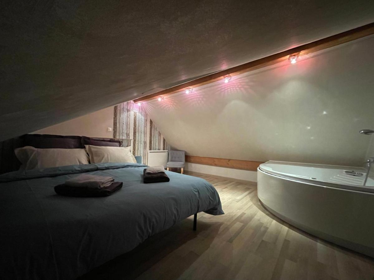 Le Nid D'Amour 2Pers / Wifi / Sauna Houssen Exterior photo